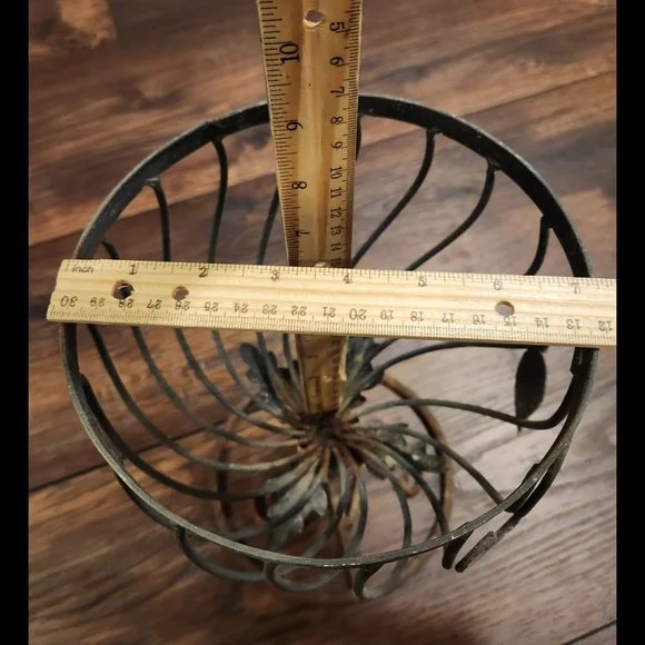 VTG Metal Plant Stand - Picture 12 of 14